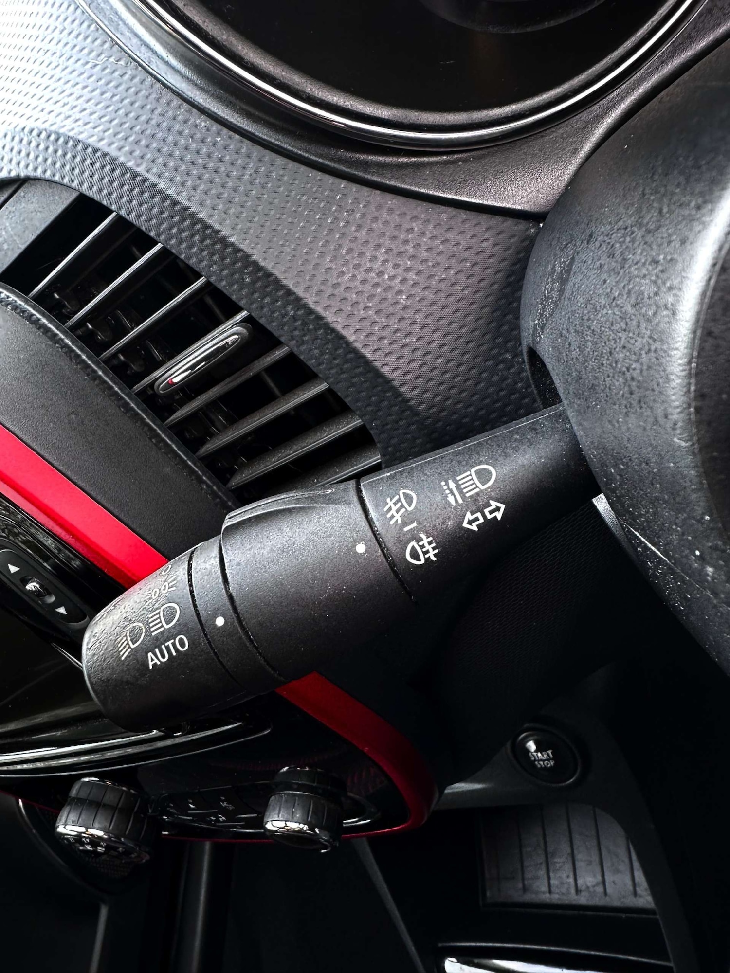 Used Renault Captur 2015 for sale - 76855487: Photo 30