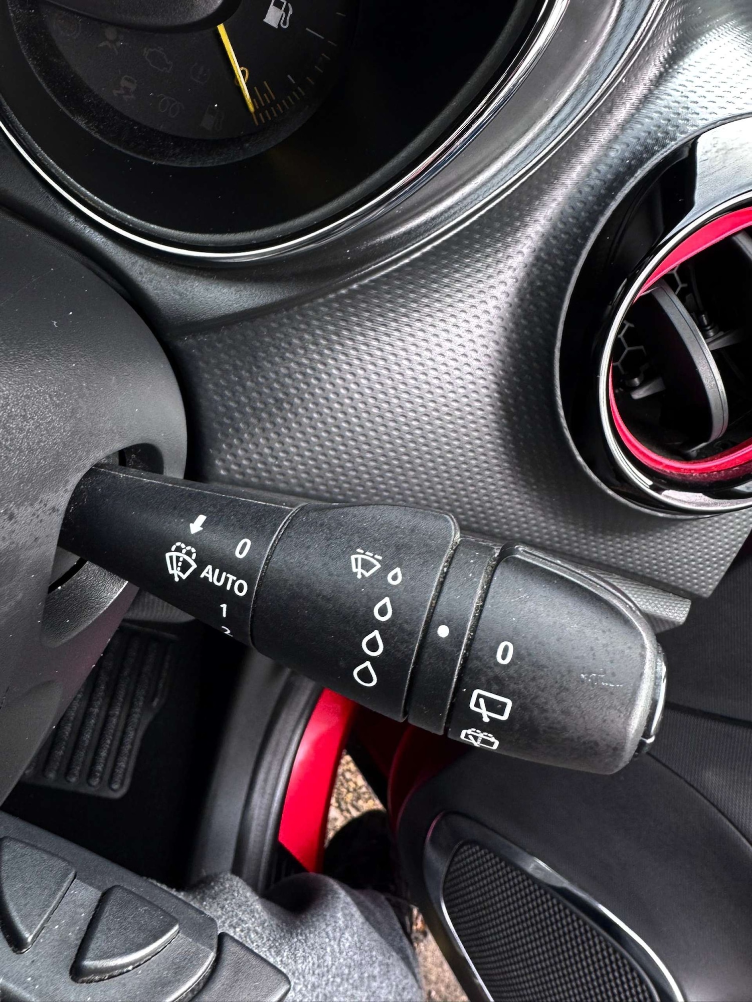 Used Renault Captur 2015 for sale - 76855487: Photo 34