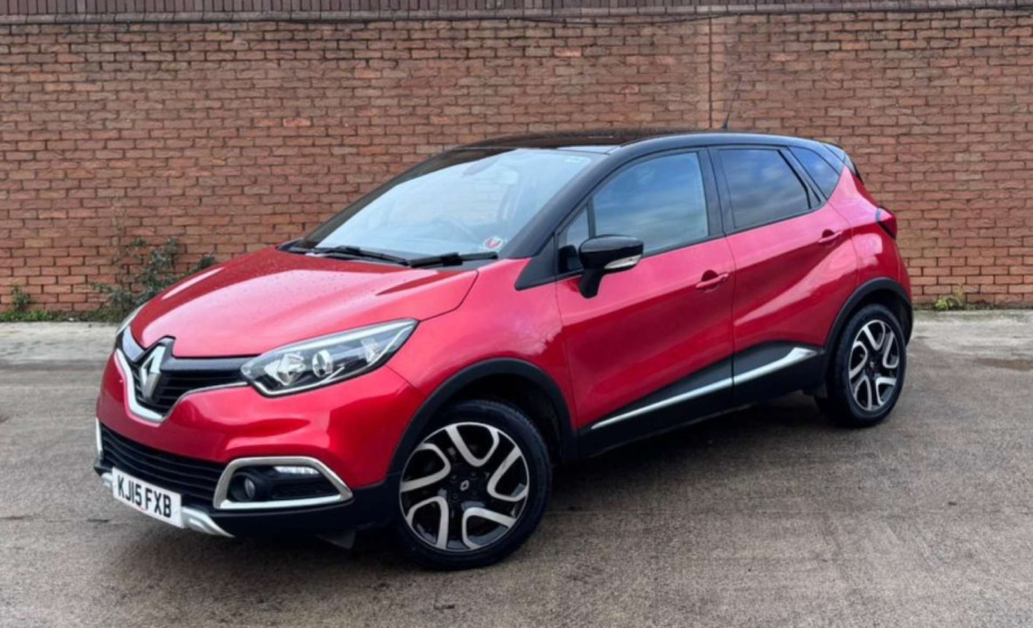 Used Renault Captur 2015 for sale - 76855487: Photo 4