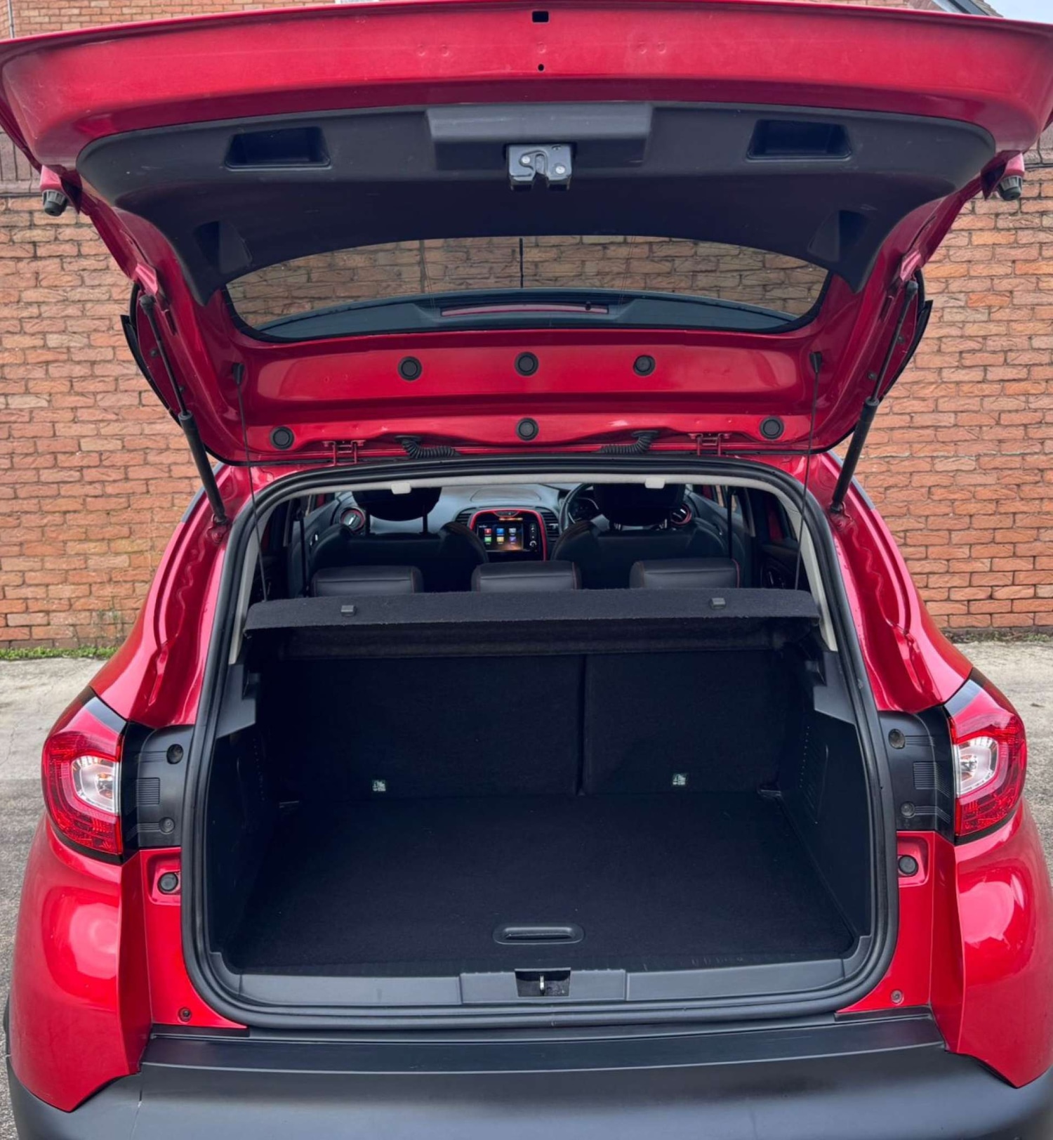 Used Renault Captur 2015 for sale - 76855487: Photo 9