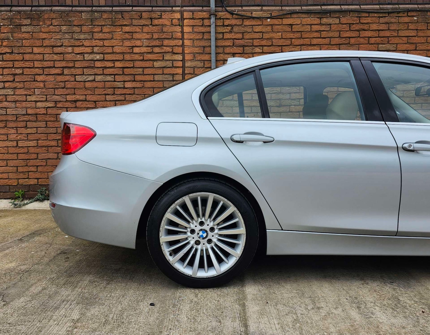 Used BMW 3 Series 2012 for sale - 77423714: Photo 11