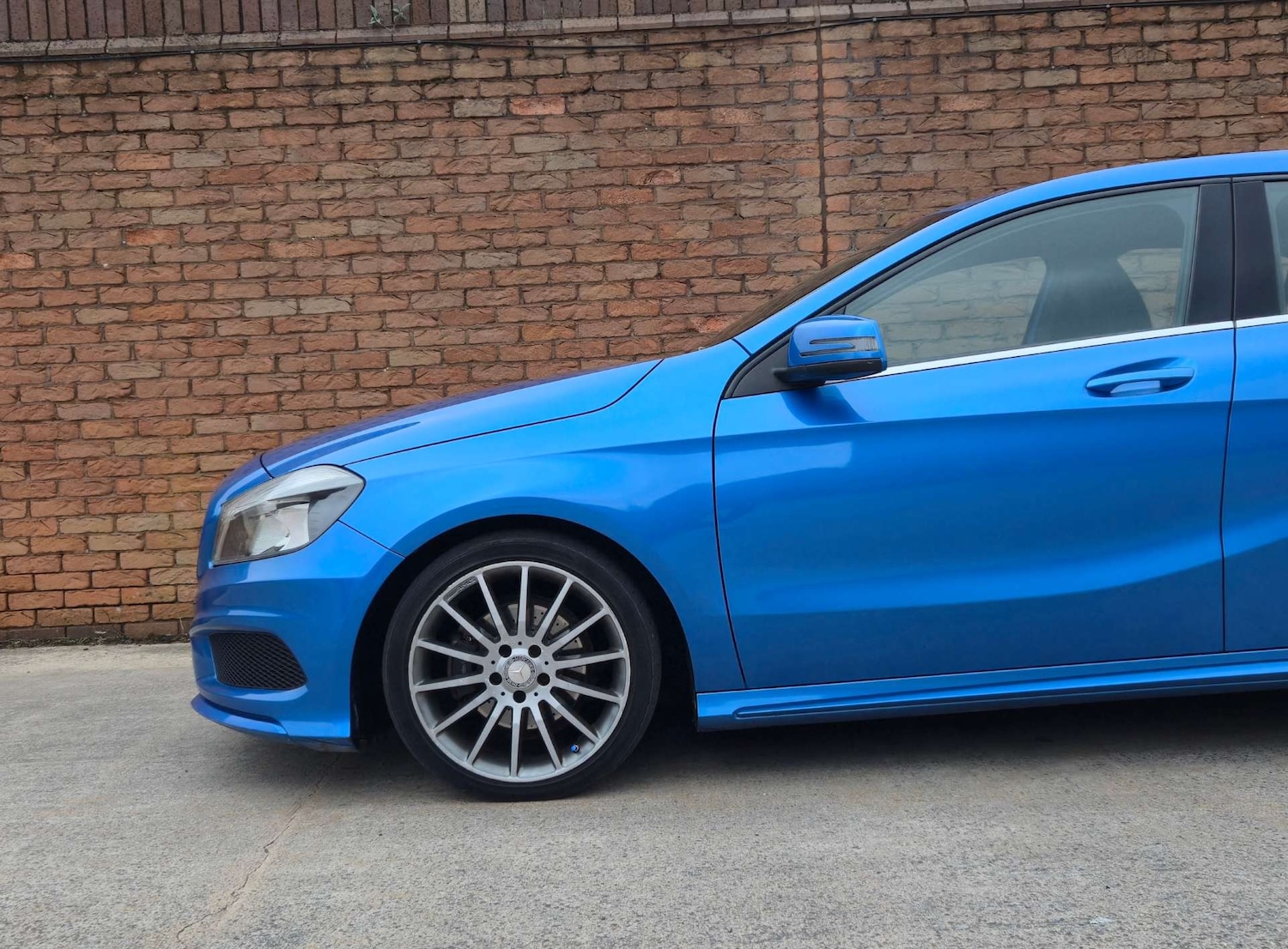 Used Mercedes-Benz A-Class 2015 for sale - 77818733: Photo 6