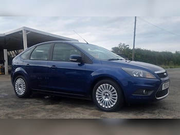 Used Ford Focus 2010 for sale - 75637970: Photo