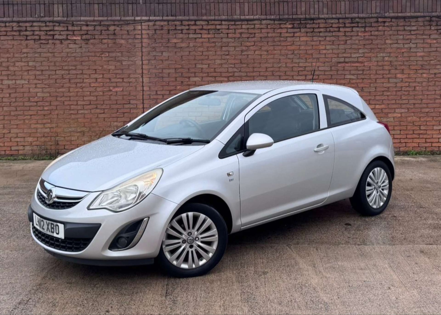 Used Vauxhall Corsa 2012 for sale - 76444547: Photo 4