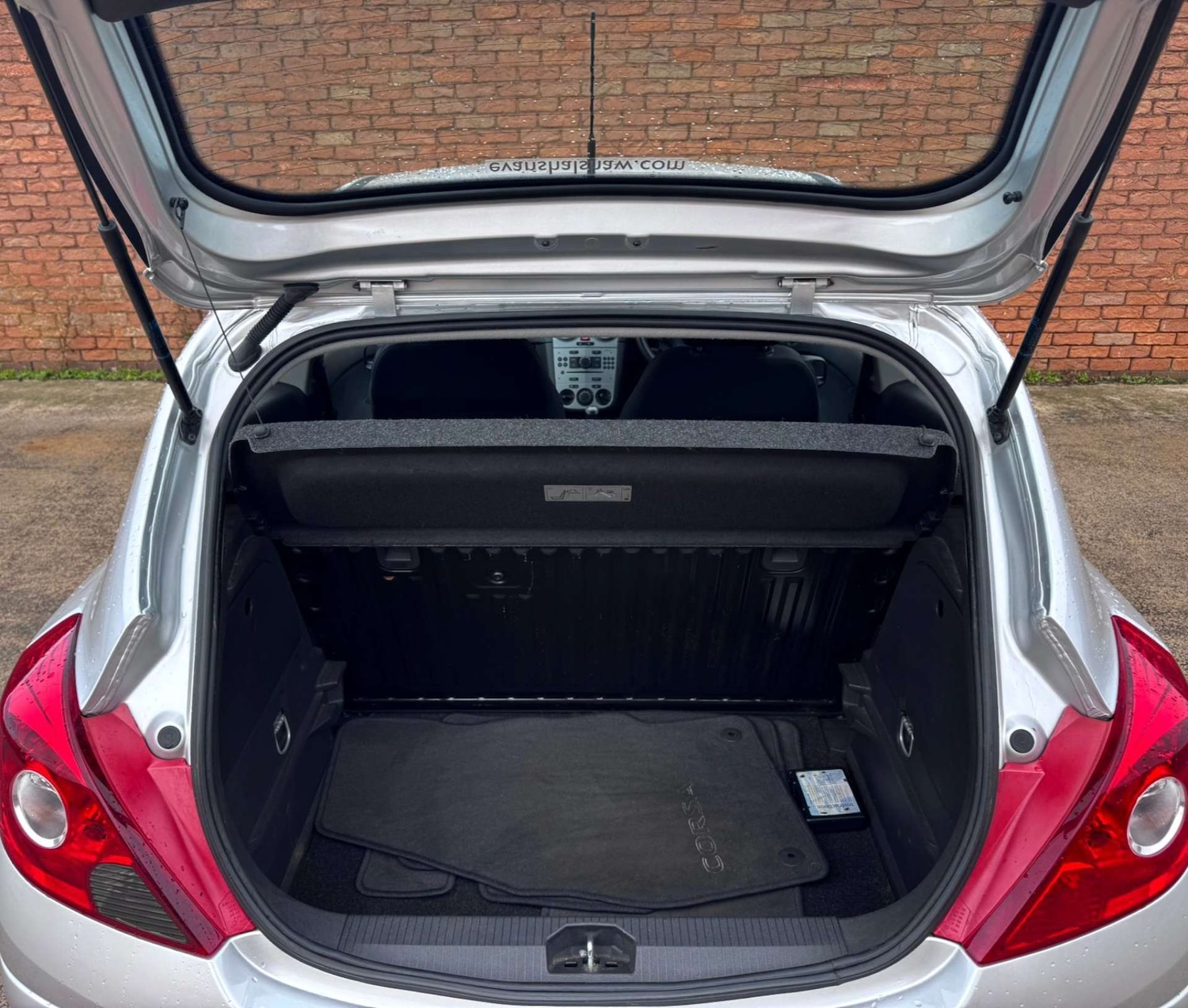 Used Vauxhall Corsa 2012 for sale - 76444547: Photo 9