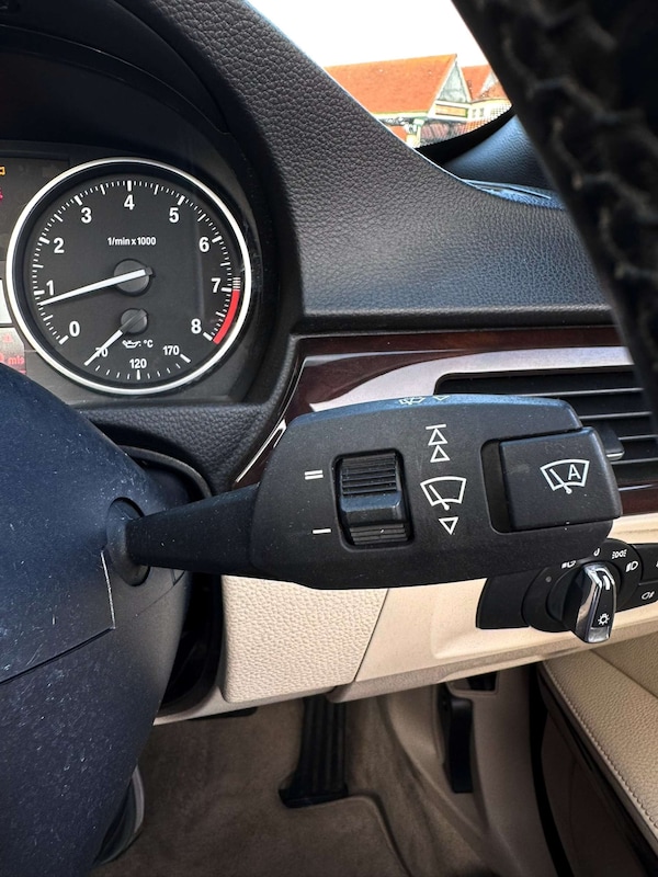 Used BMW 3 Series 2013 for sale - 75533497: Photo 43