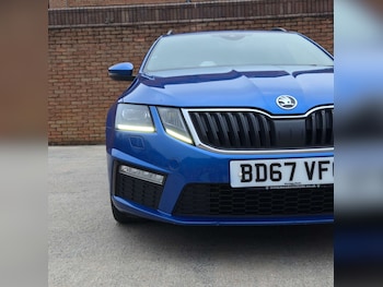 Used Skoda Octavia 2017 for sale - 77813578: Photo
