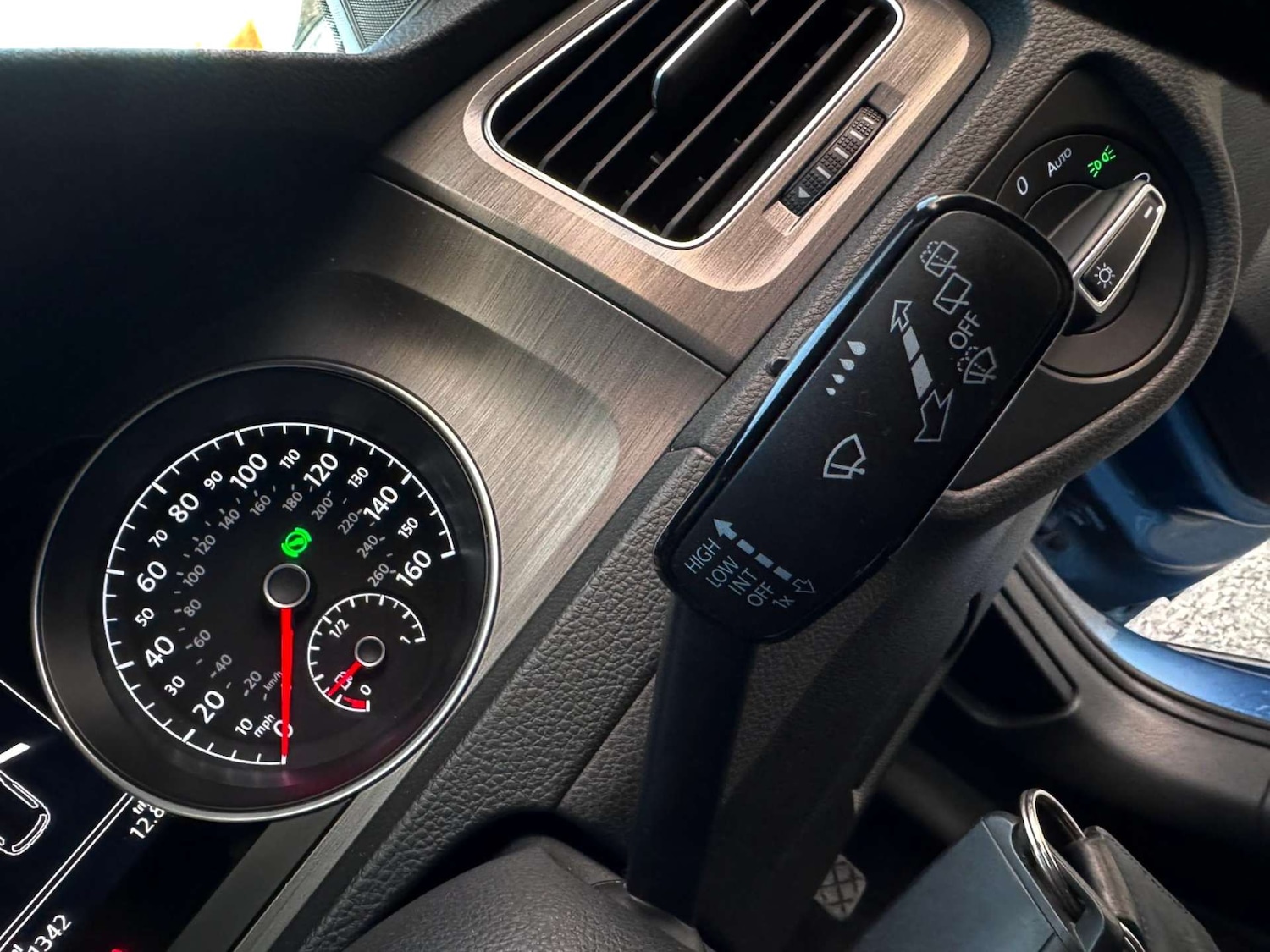 Used Volkswagen Golf 2013 for sale - 76483195: Photo 32