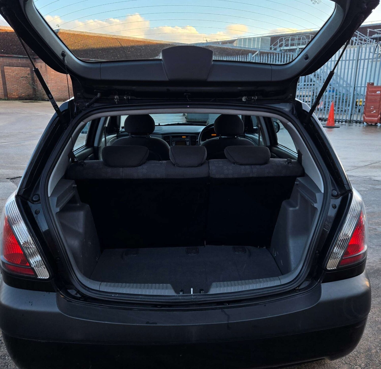 Used Kia Rio 2009 for sale - 77346411: Photo 12