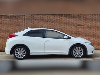 Used Honda Civic 2011 for sale - 75947248: Photo