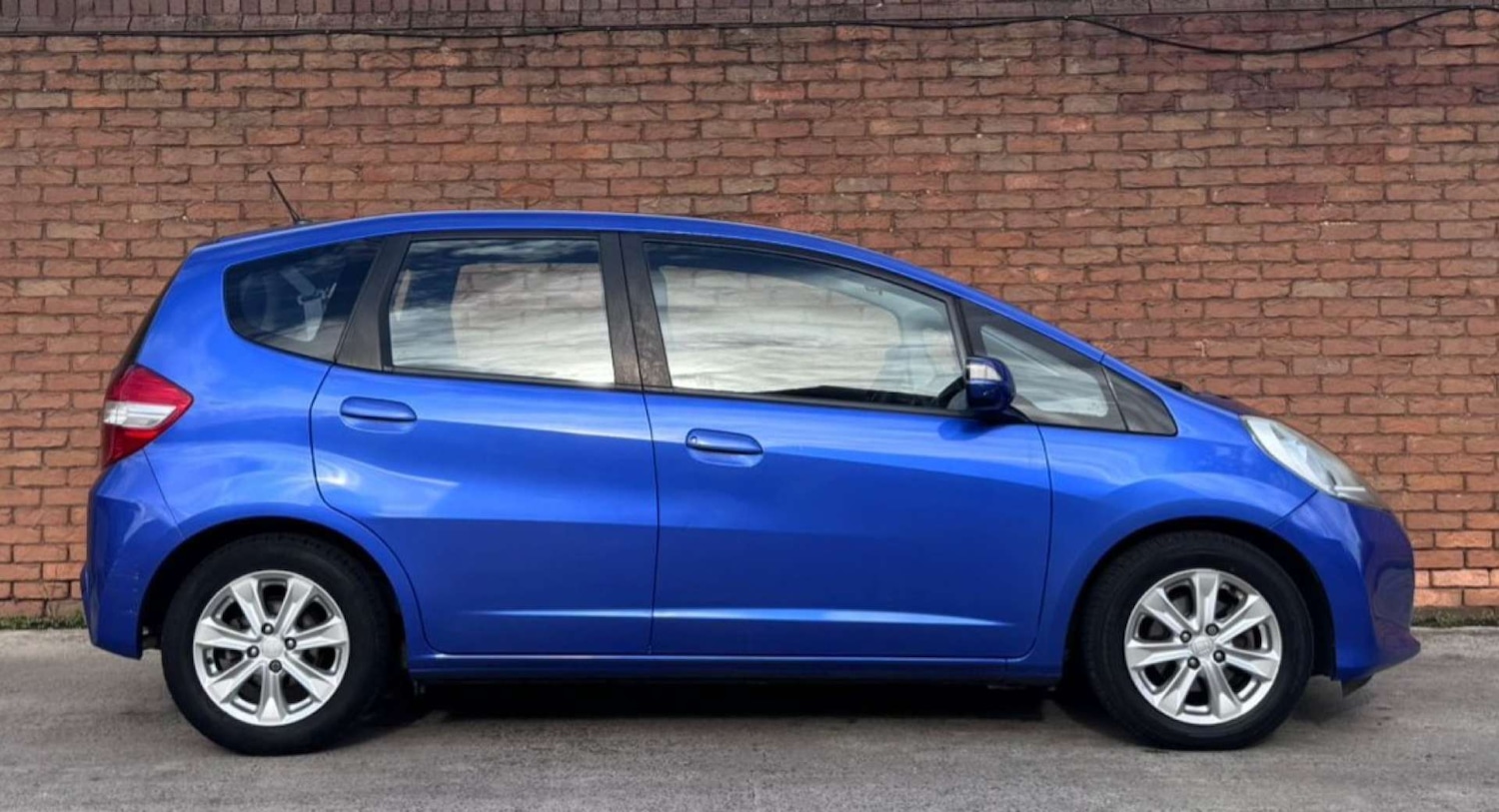 Used Honda Jazz 2011 for sale - 76600708: Photo 11