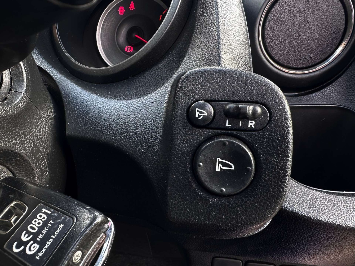 Used Honda Jazz 2011 for sale - 76600708: Photo 33