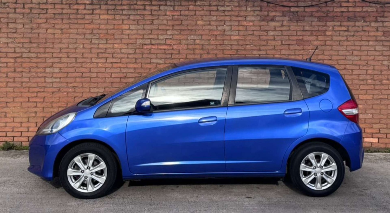 Used Honda Jazz 2011 for sale - 76600708: Photo 8