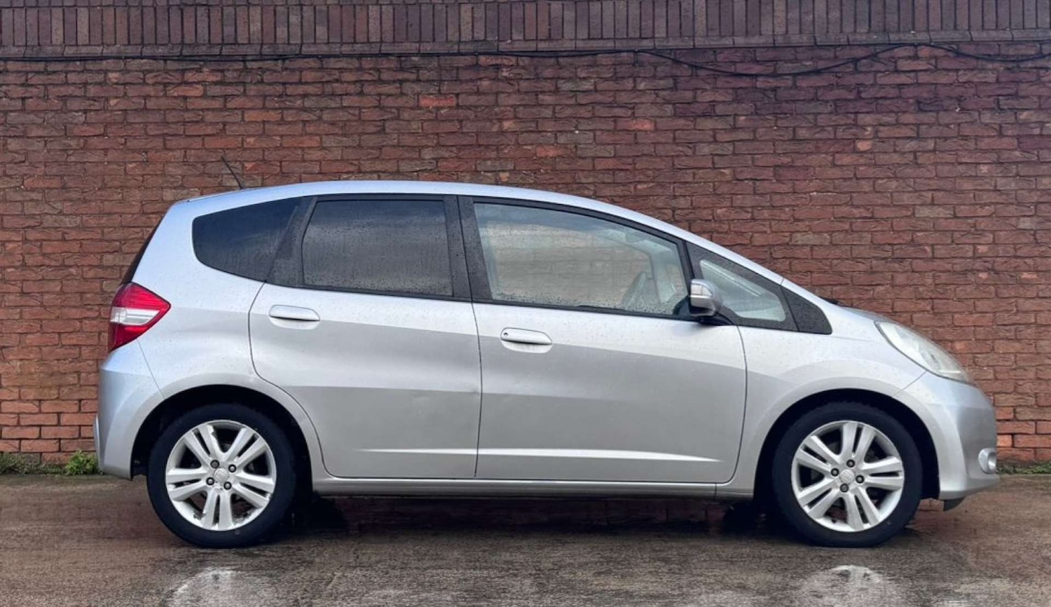 Used Honda Jazz 2012 for sale - 76444546: Photo 5