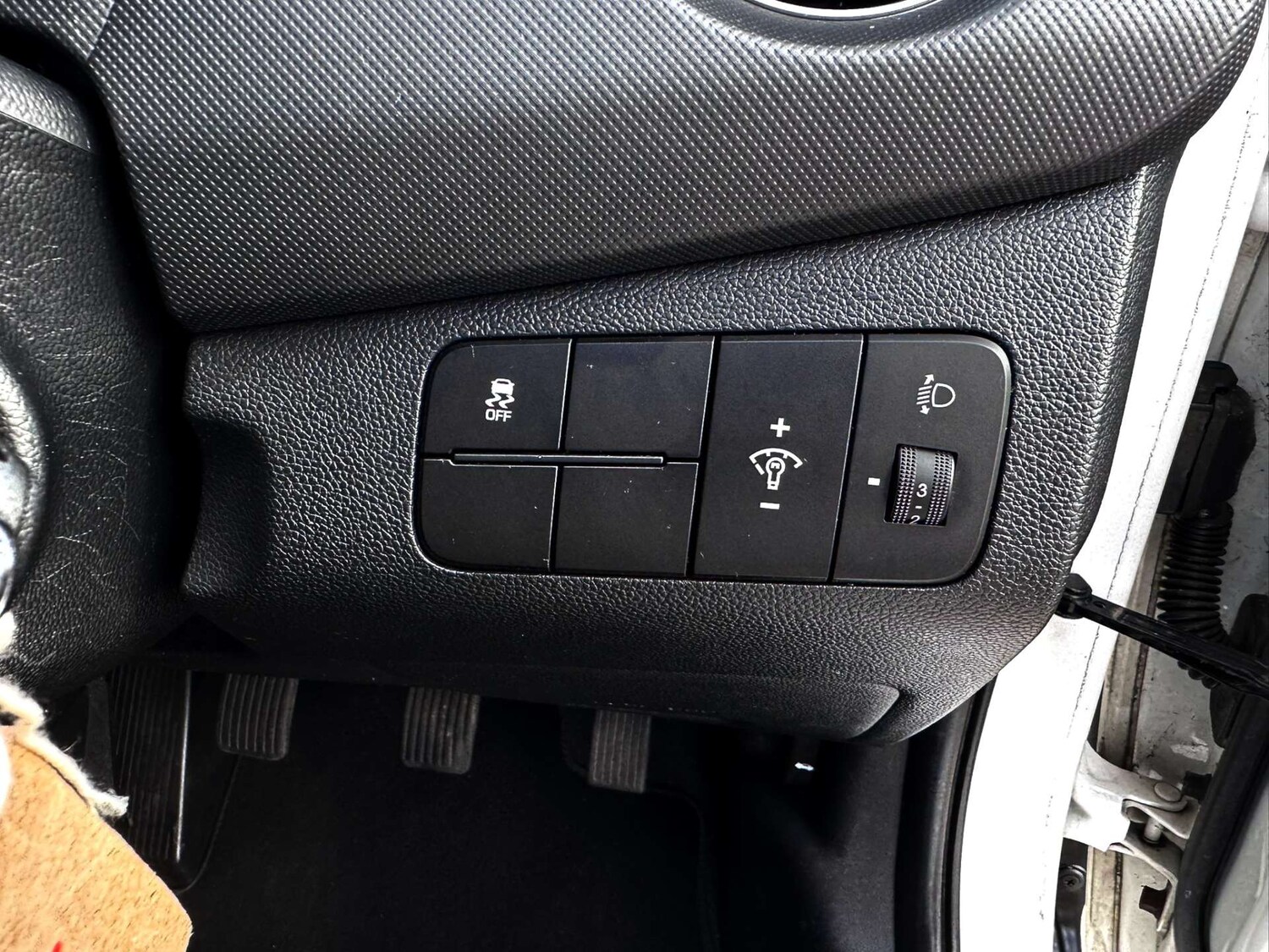 Used Hyundai i10 2017 for sale - 77492546: Photo 33