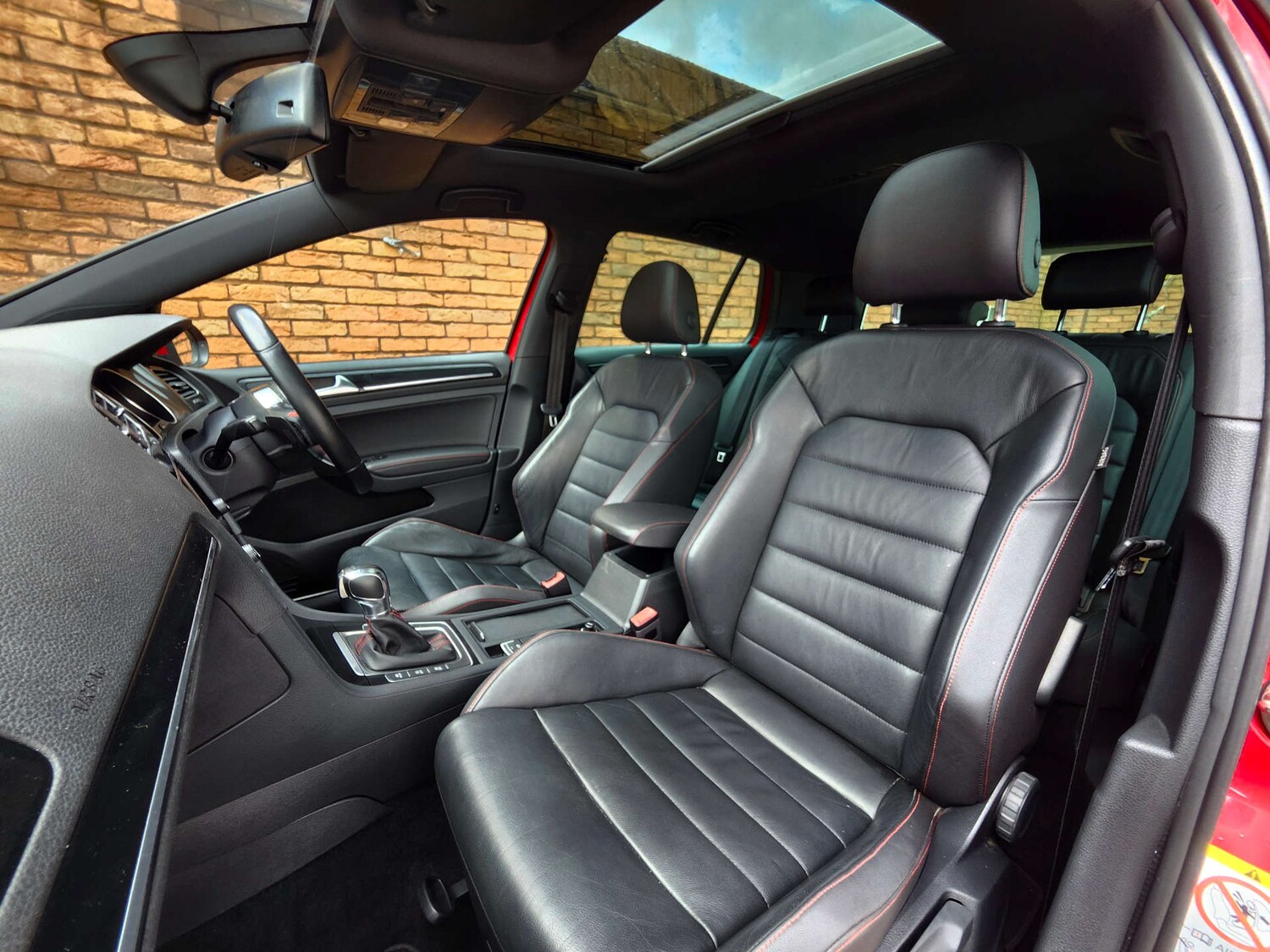 Used Volkswagen Golf 2014 for sale - 77917735: Photo 26