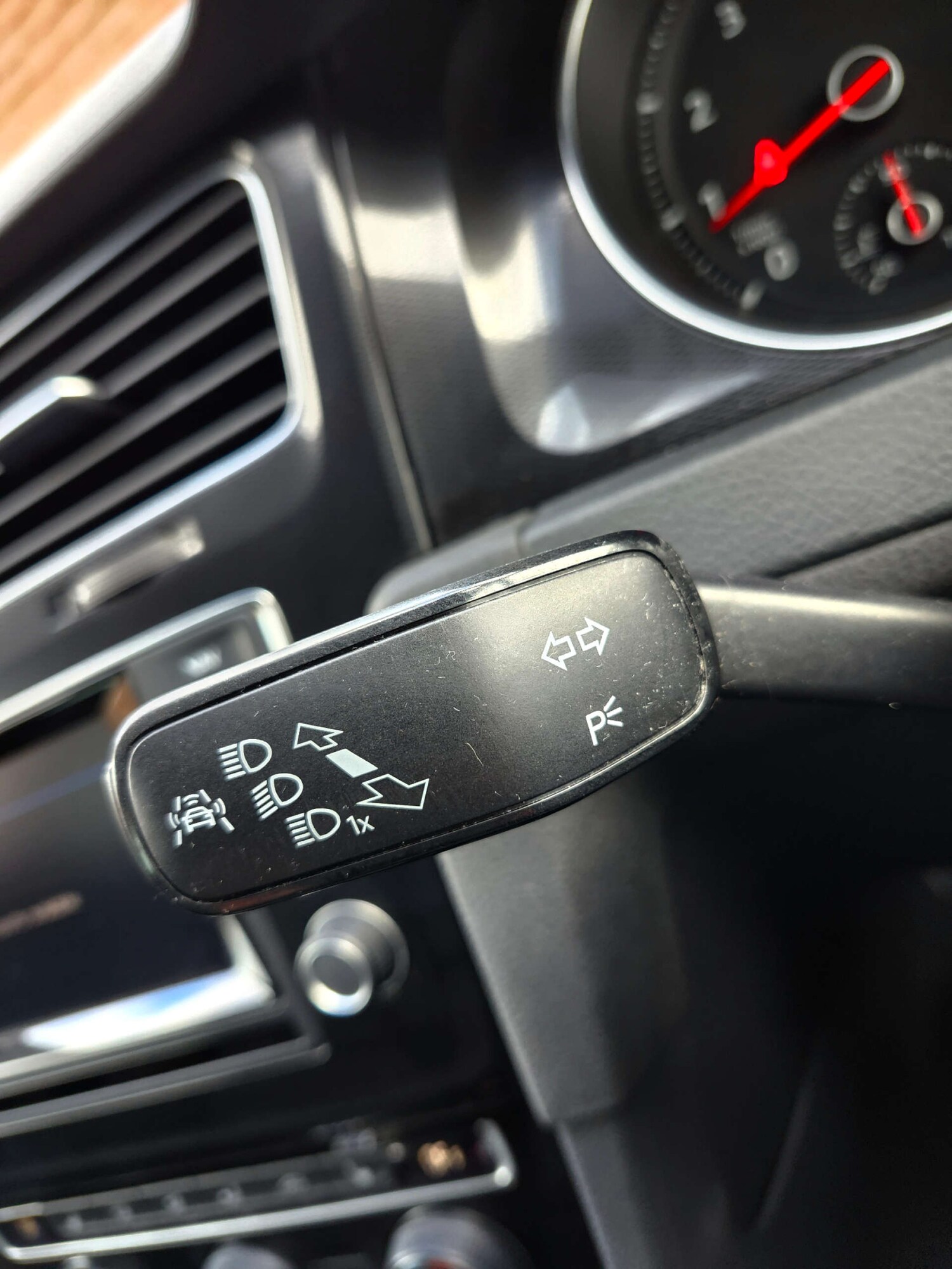 Used Volkswagen Golf 2014 for sale - 77917735: Photo 31