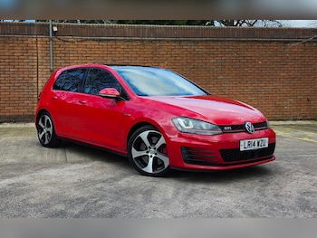 Used Volkswagen Golf 2014 for sale - 77917735: Photo