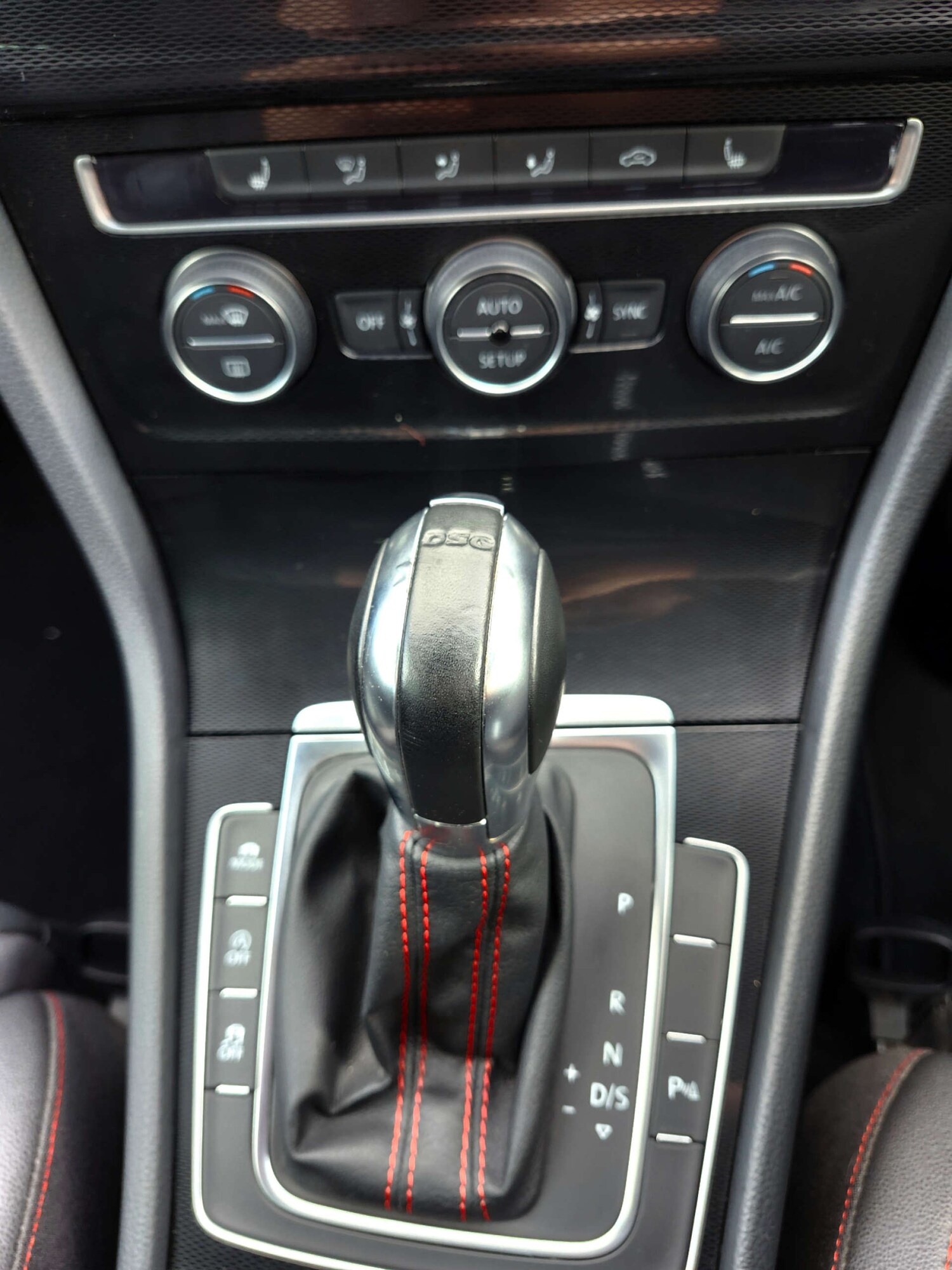 Used Volkswagen Golf 2014 for sale - 77917735: Photo 41