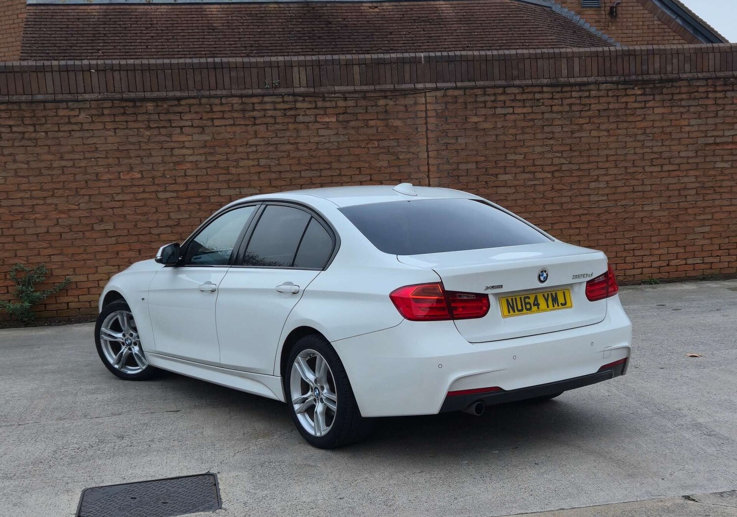 Used BMW 3 Series 2014 for sale - 77813579: Photo 11