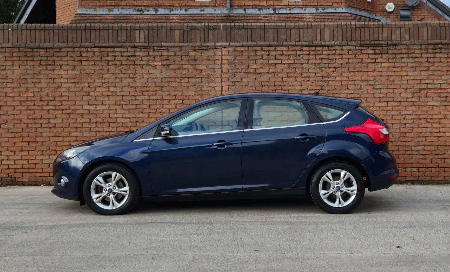 Used Ford Focus 2012 for sale - 77959848: Photo 8