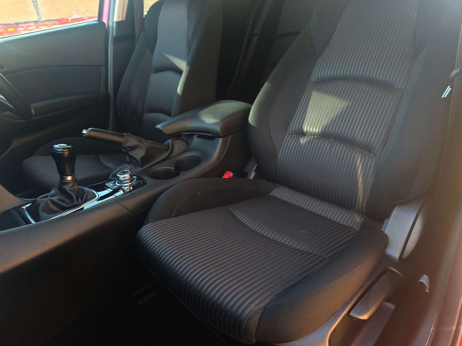 Used Mazda Mazda3 2016 for sale - 76154389: Photo 28