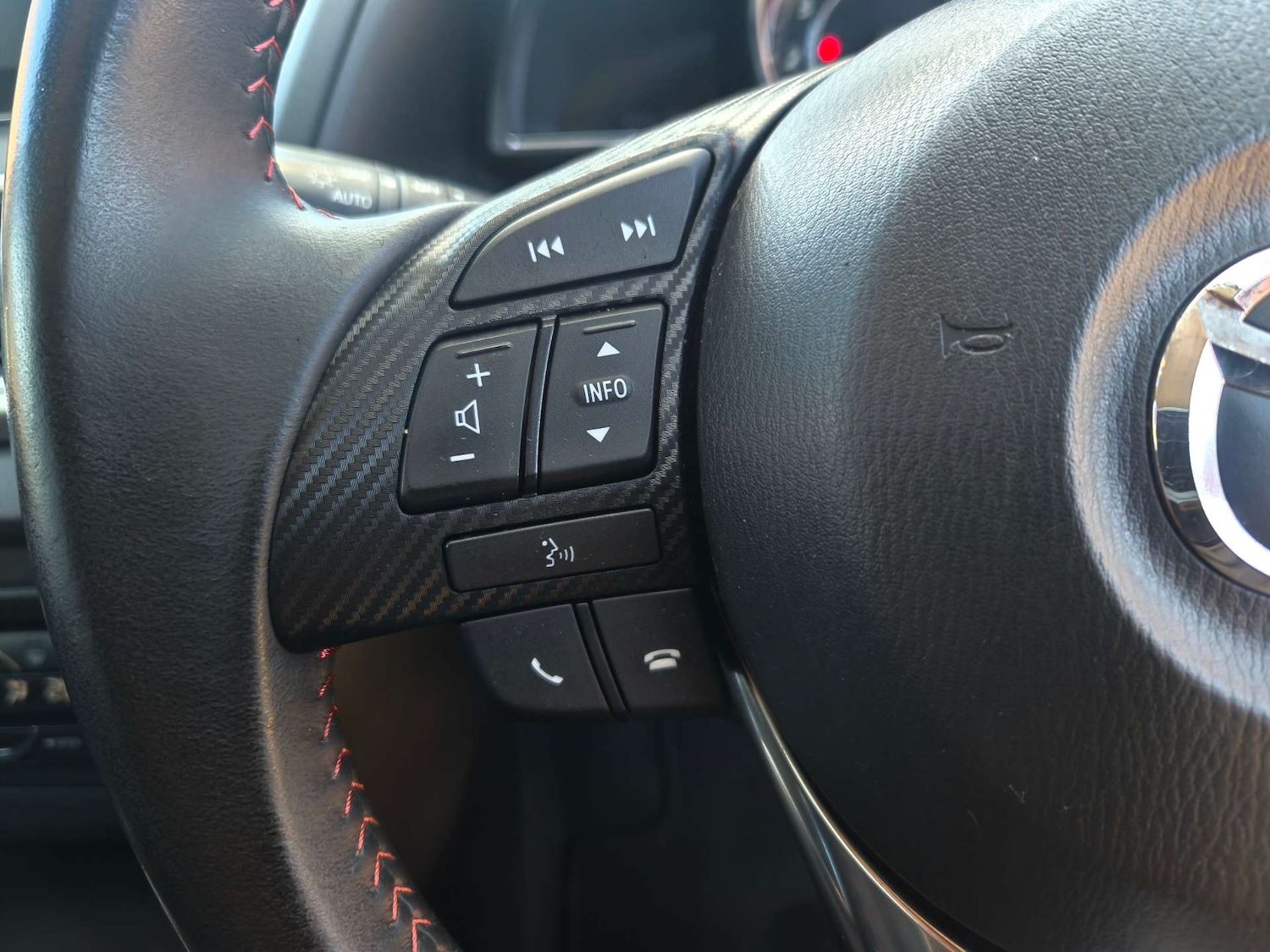 Used Mazda Mazda3 2016 for sale - 76154389: Photo 39