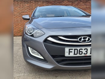 Used Hyundai i30 2013 for sale - 79318625: Photo