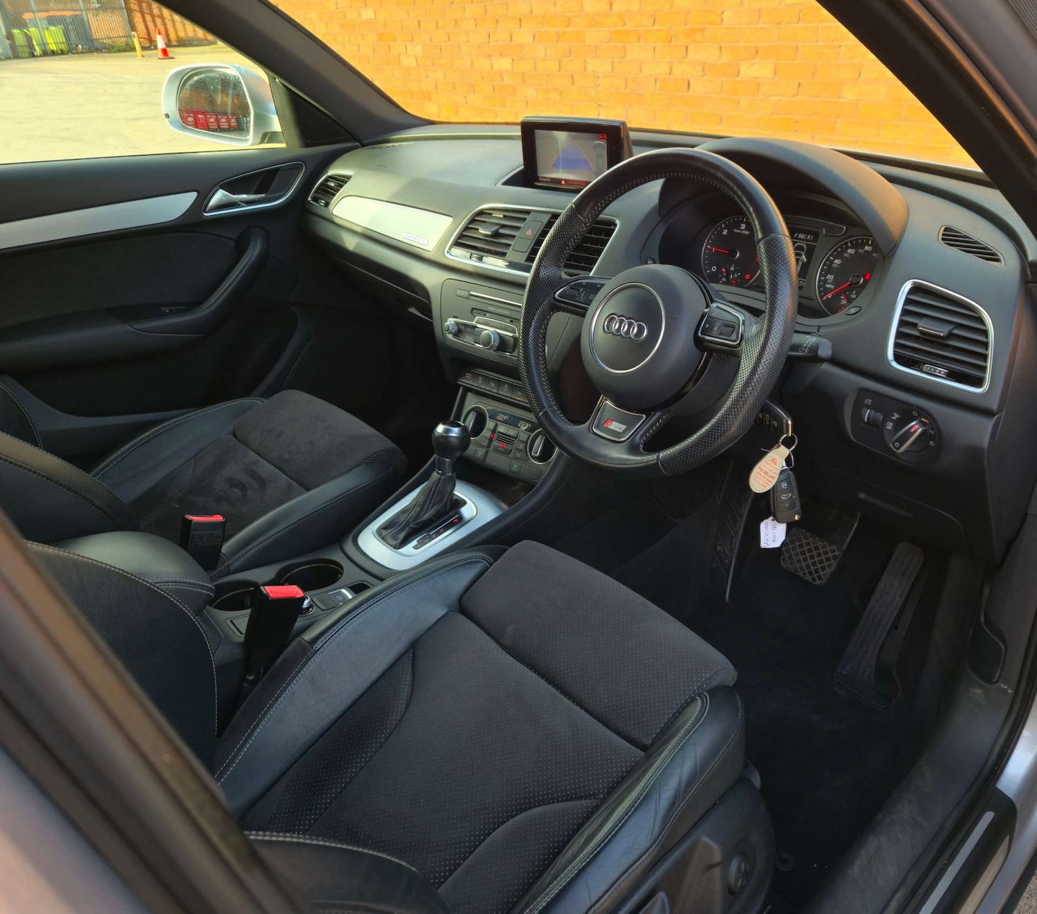 Used Audi Q3 2015 for sale - 76855490: Photo 23