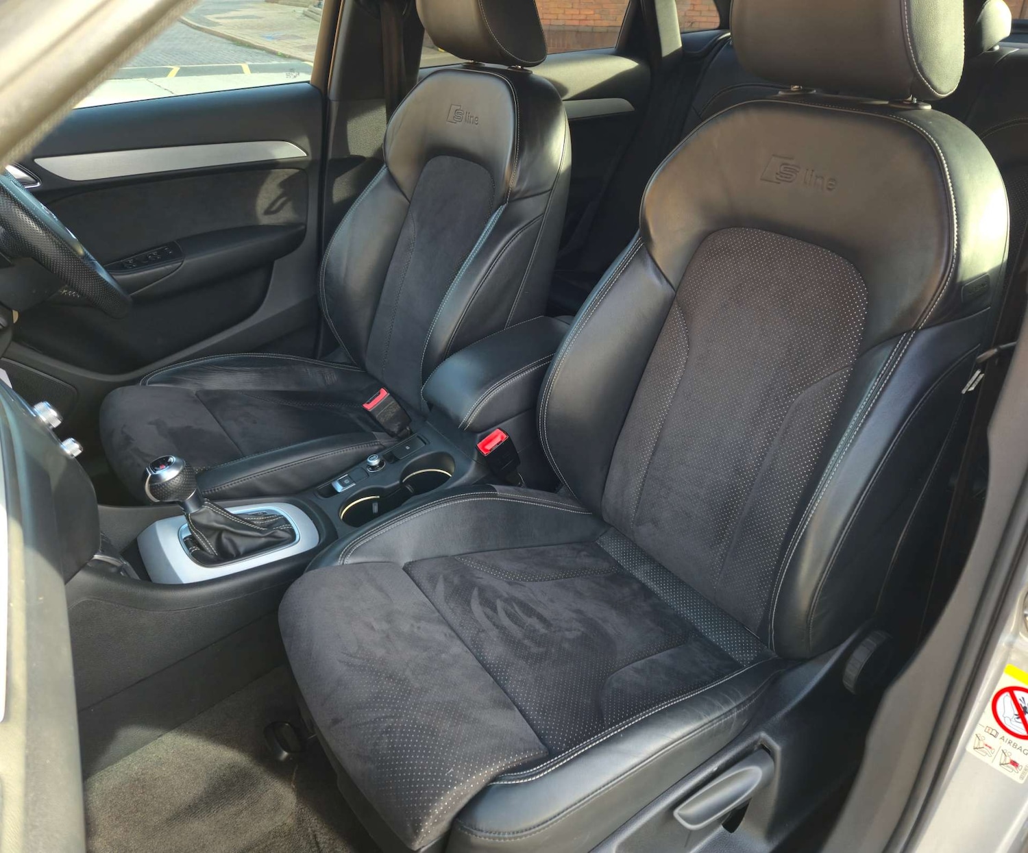 Used Audi Q3 2015 for sale - 76855490: Photo 28