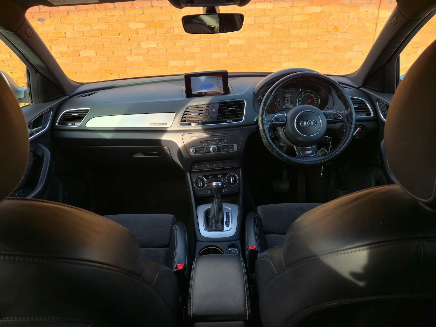 Used Audi Q3 2015 for sale - 76855490: Photo 30