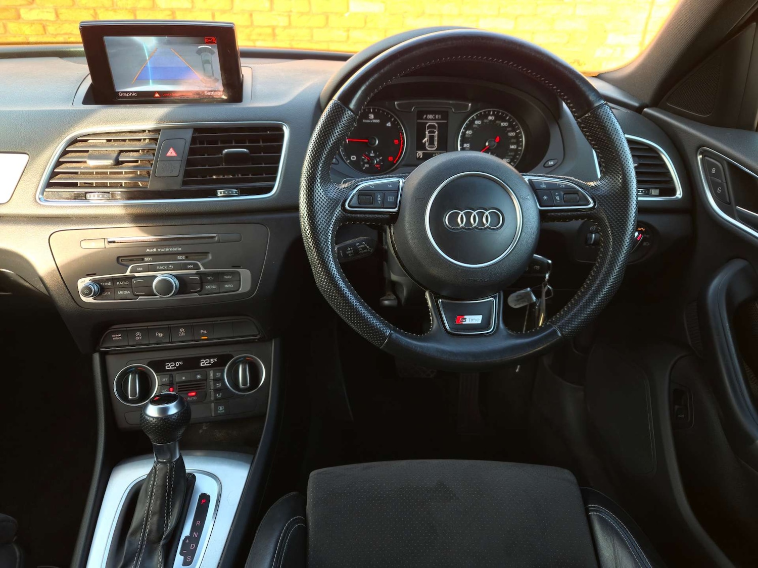 Used Audi Q3 2015 for sale - 76855490: Photo 31