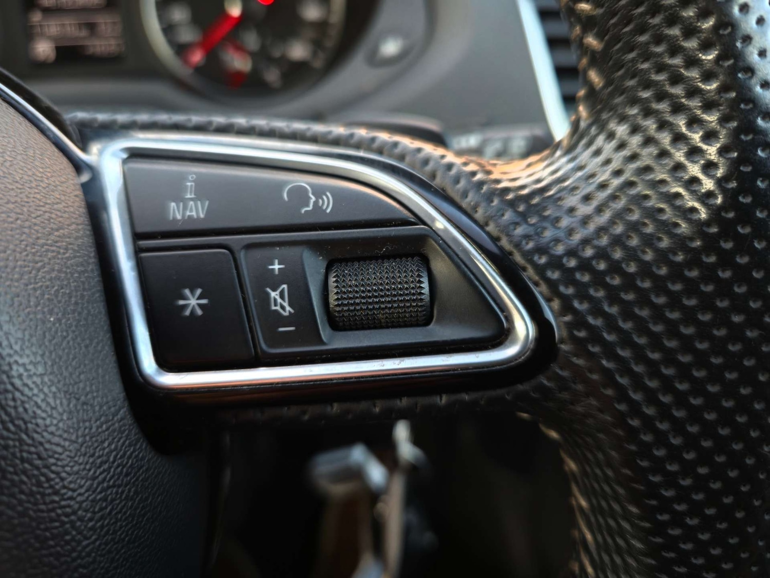 Used Audi Q3 2015 for sale - 76855490: Photo 39