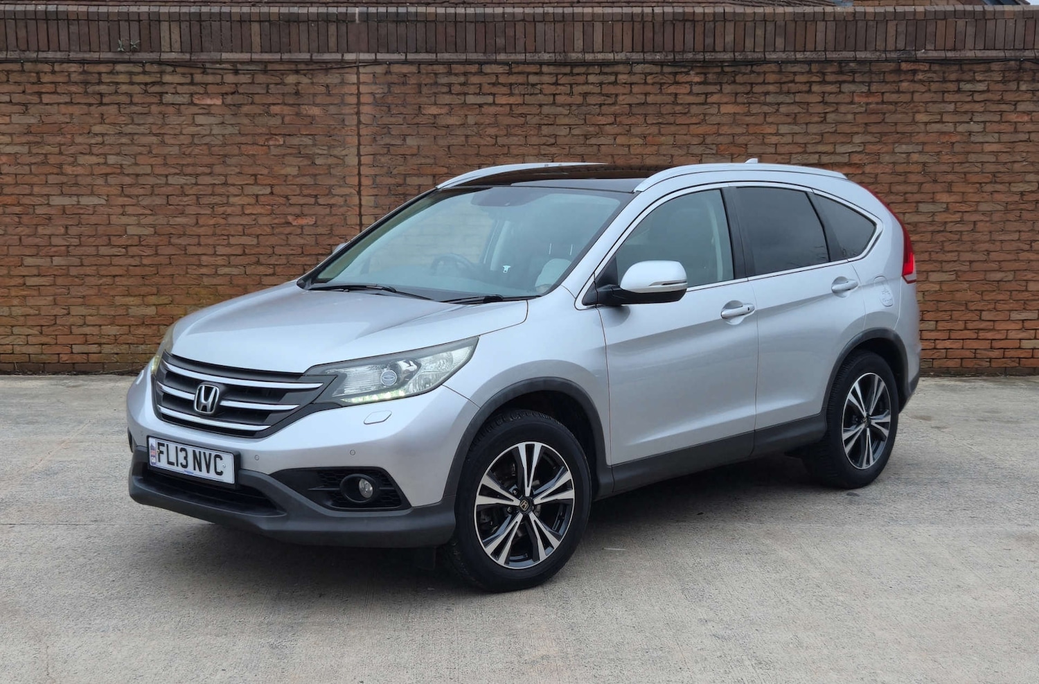 Used Honda CR-V 2013 for sale - 77813580: Photo 2