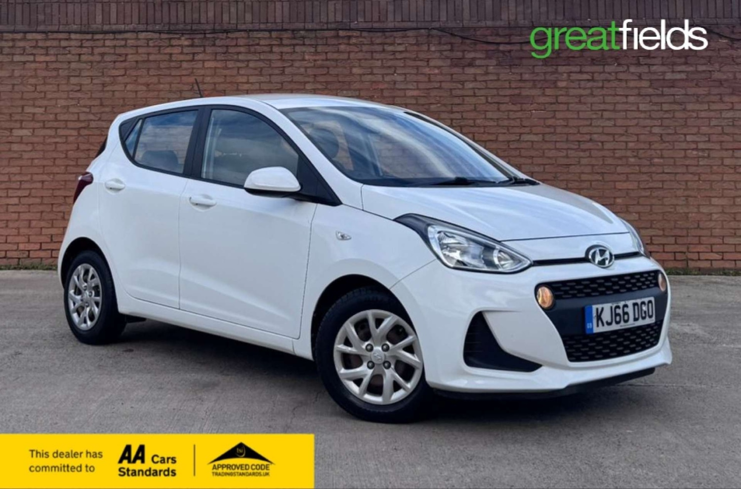Used Hyundai i10 2017 for sale - 76381495: Photo 1
