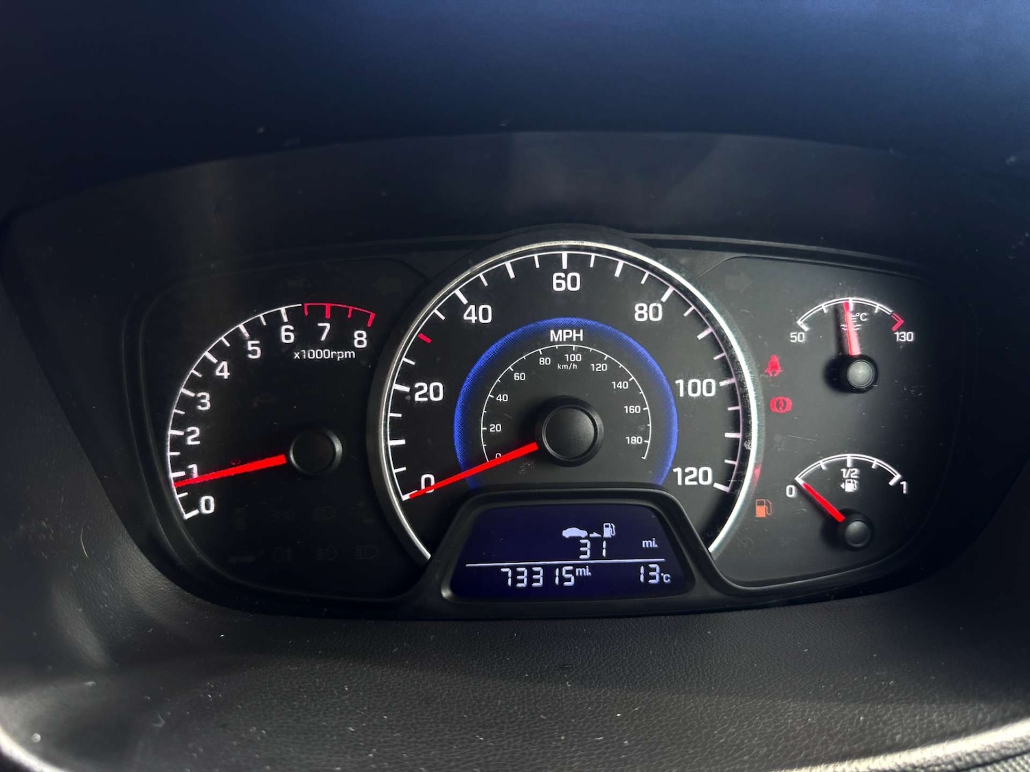 Used Hyundai i10 2017 for sale - 76381495: Photo 32