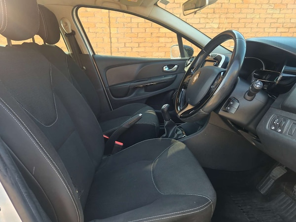 Used Renault Clio 2016 for sale - 75033453: Photo 25