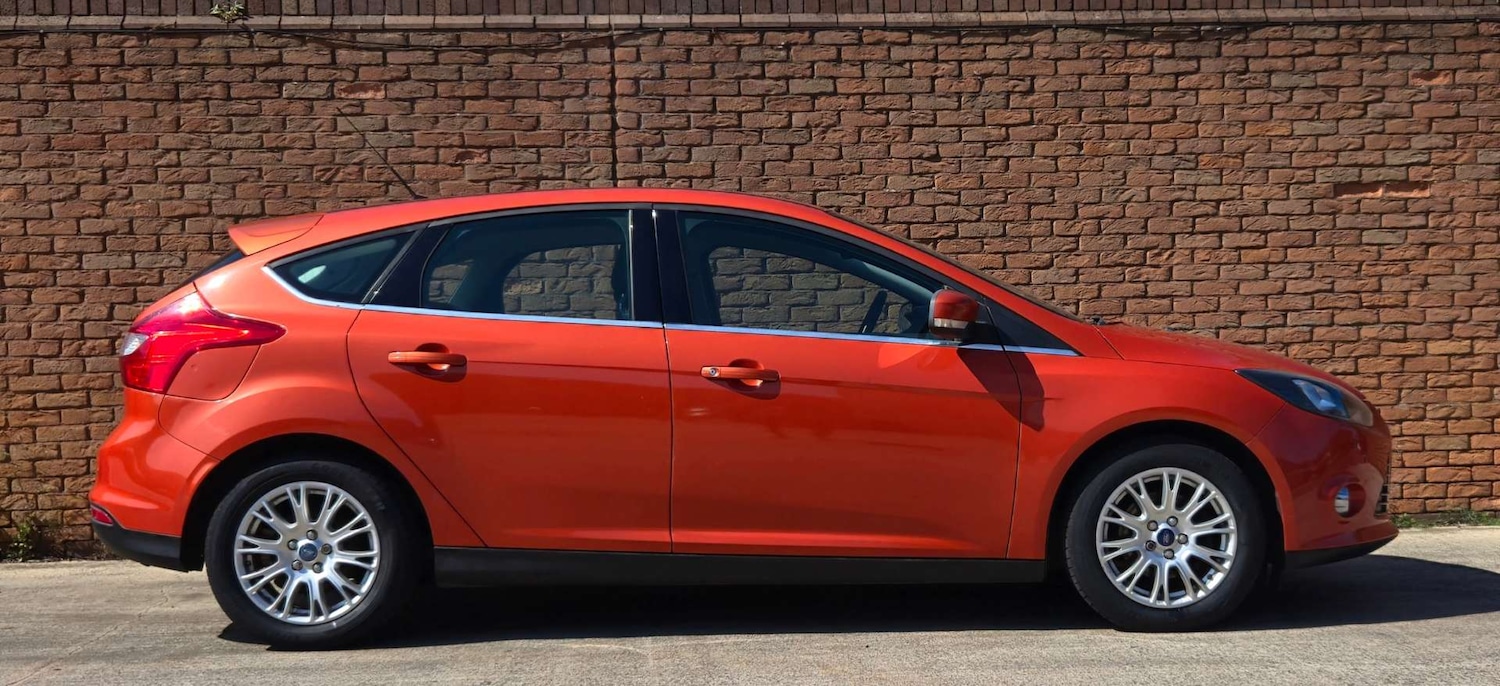 Used Ford Focus 2012 for sale - 76629716: Photo 10