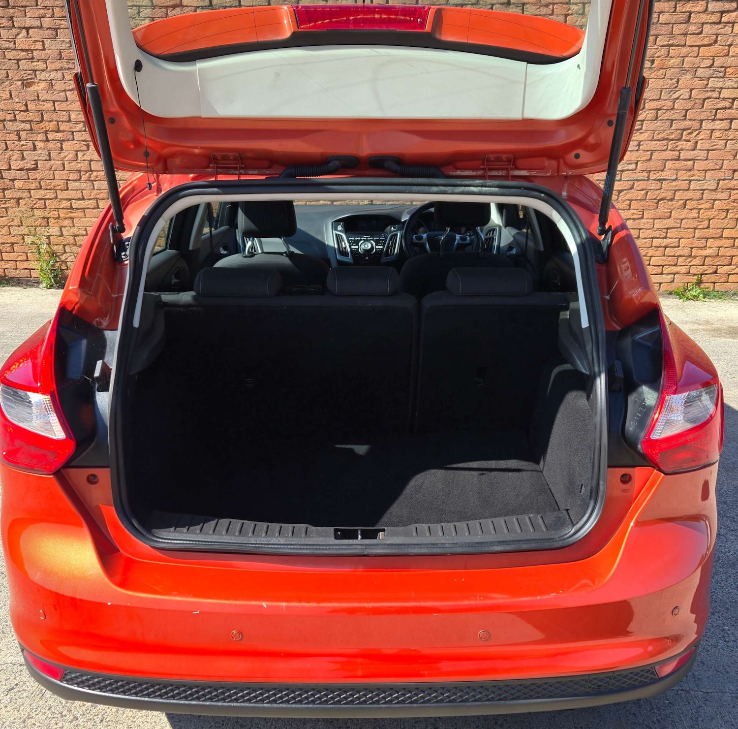 Used Ford Focus 2012 for sale - 76629716: Photo 16