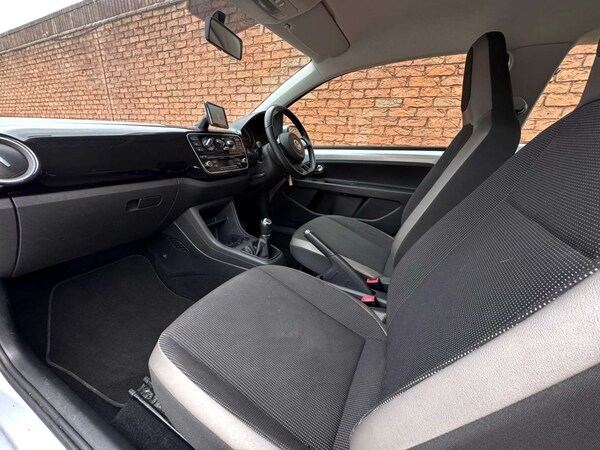 Used Volkswagen up! 2015 for sale - 76168071: Photo 27