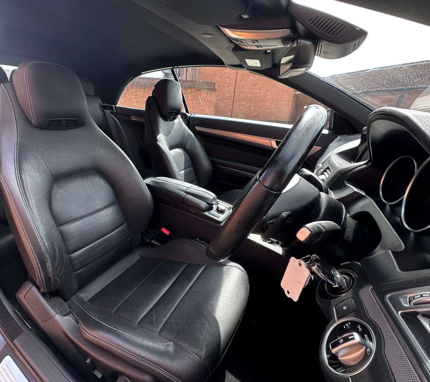 Used Mercedes-Benz E Class 2015 for sale - 75609852: Photo 33