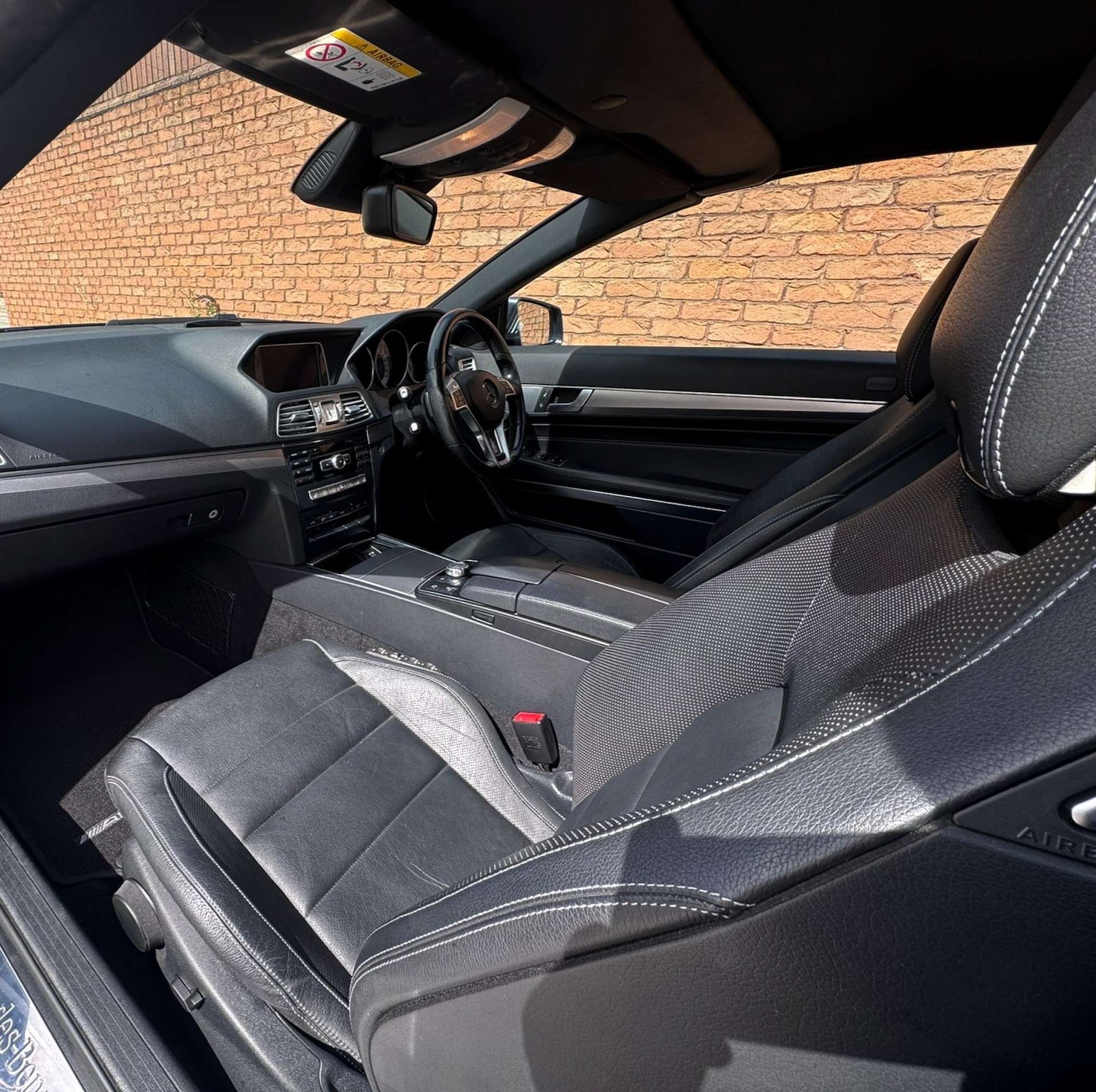 Used Mercedes-Benz E Class 2015 for sale - 75609852: Photo 34