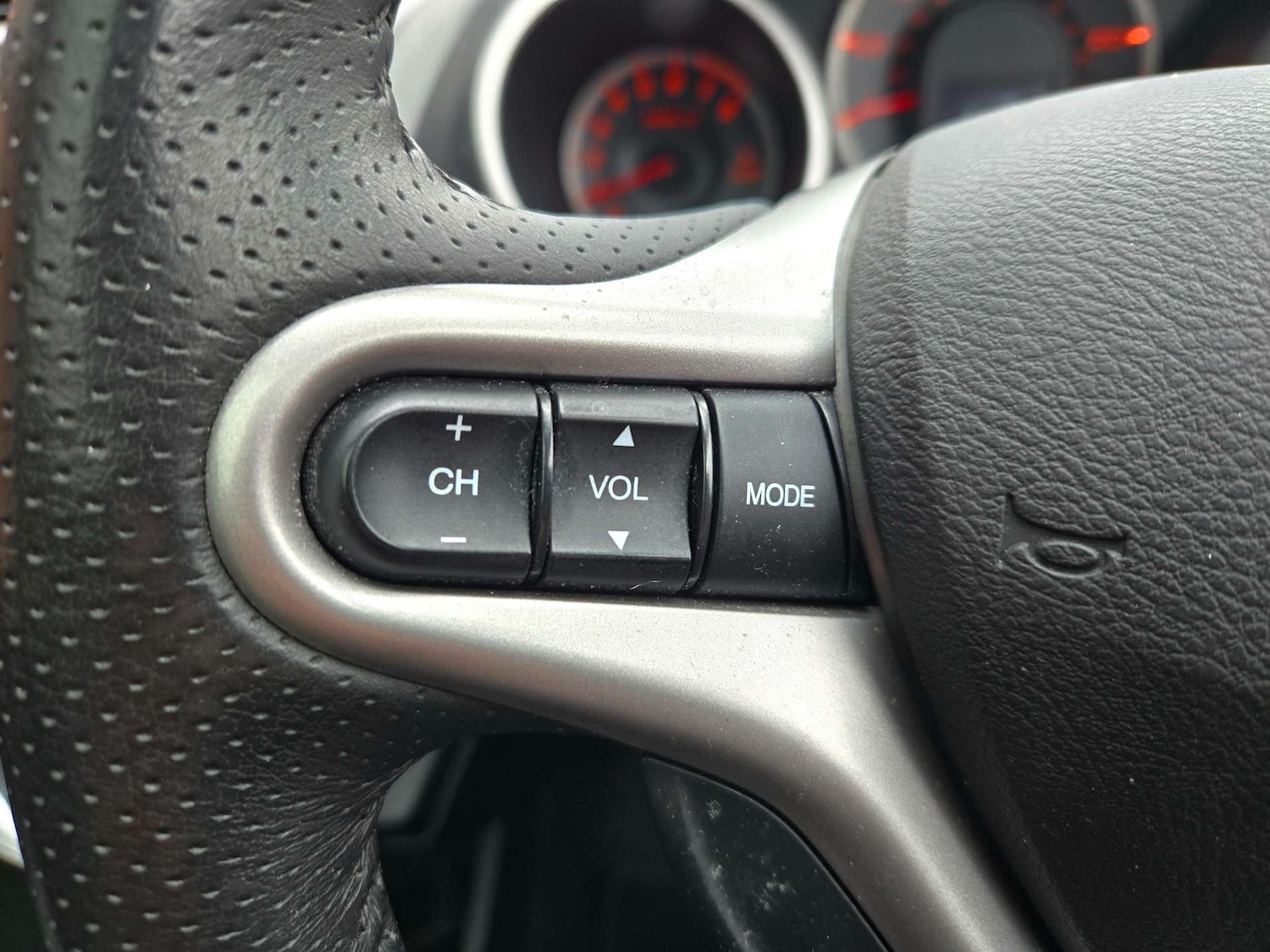 Used Honda Jazz 2010 for sale - 78057259: Photo 30