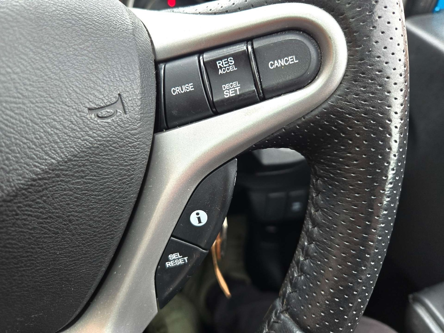 Used Honda Jazz 2010 for sale - 78057259: Photo 31