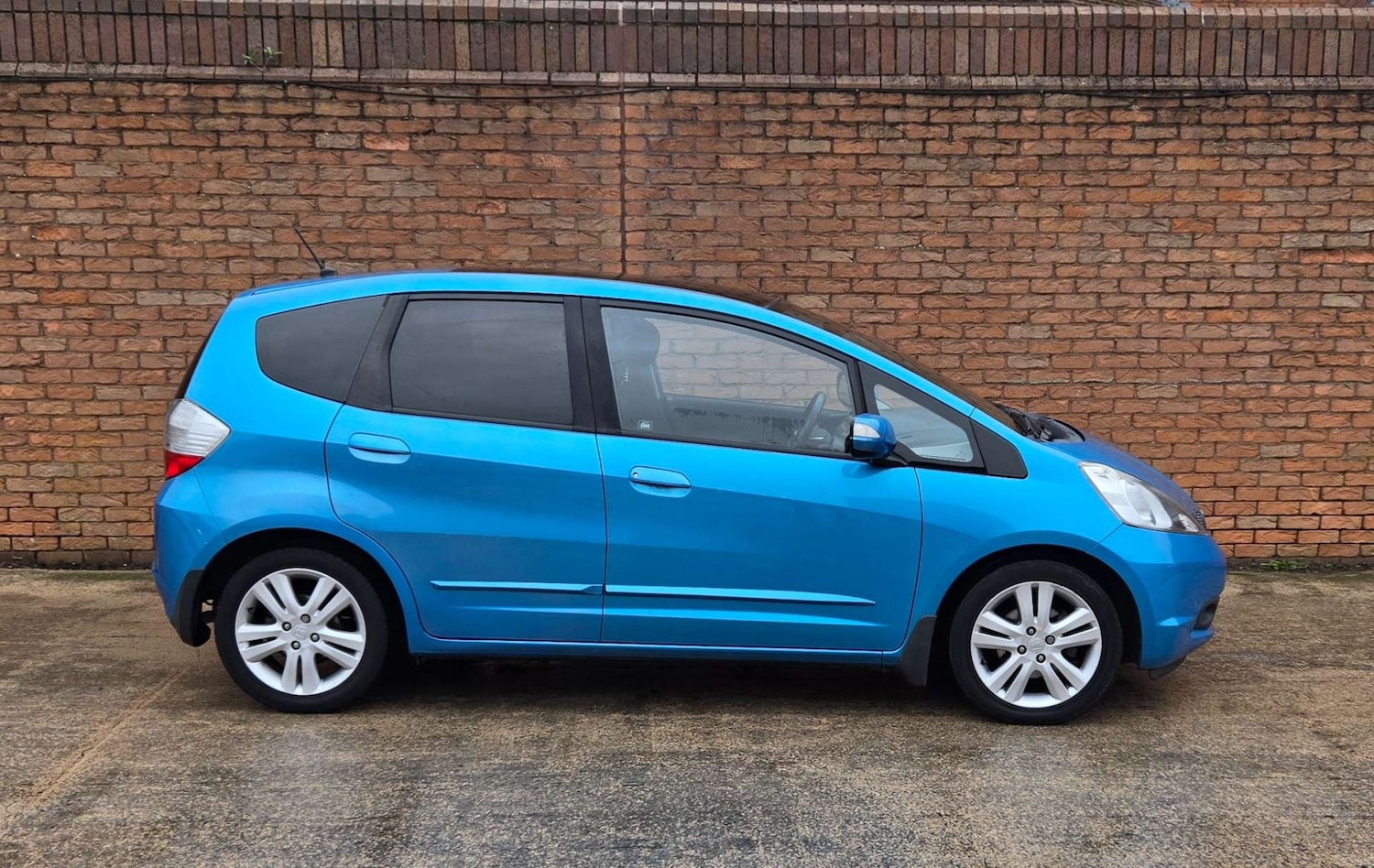 Used Honda Jazz 2010 for sale - 78057259: Photo 6