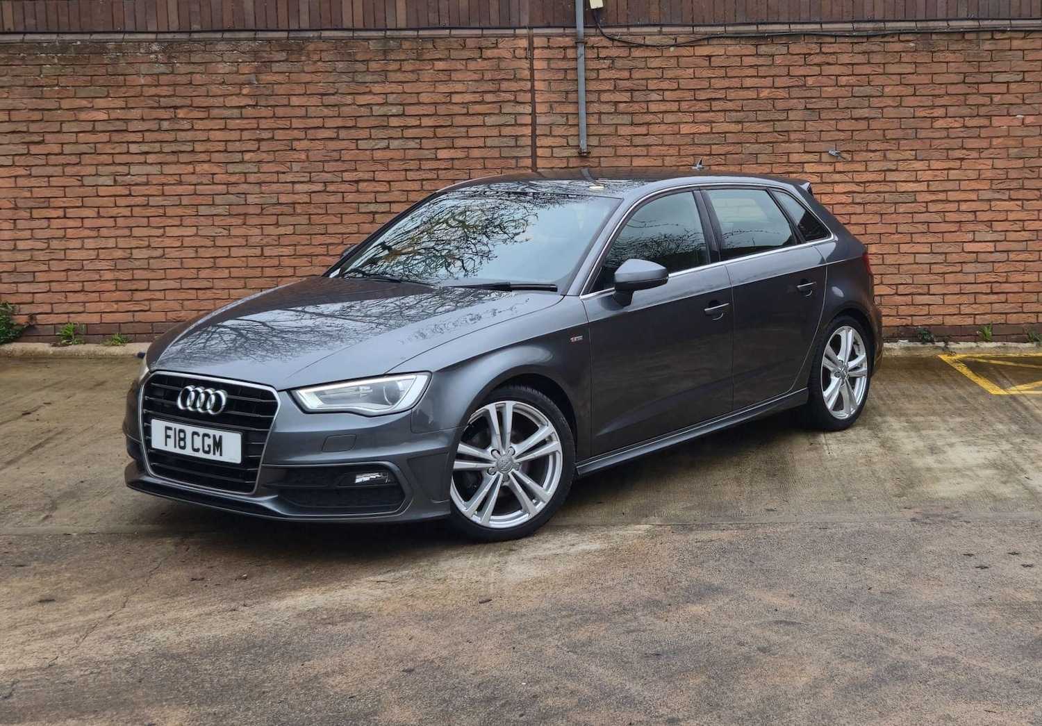 Used Audi A3 2015 for sale - 78059049: Photo 2