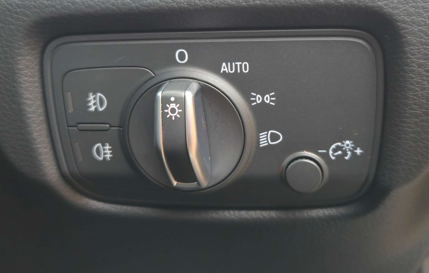 Used Audi A3 2015 for sale - 78059049: Photo 36