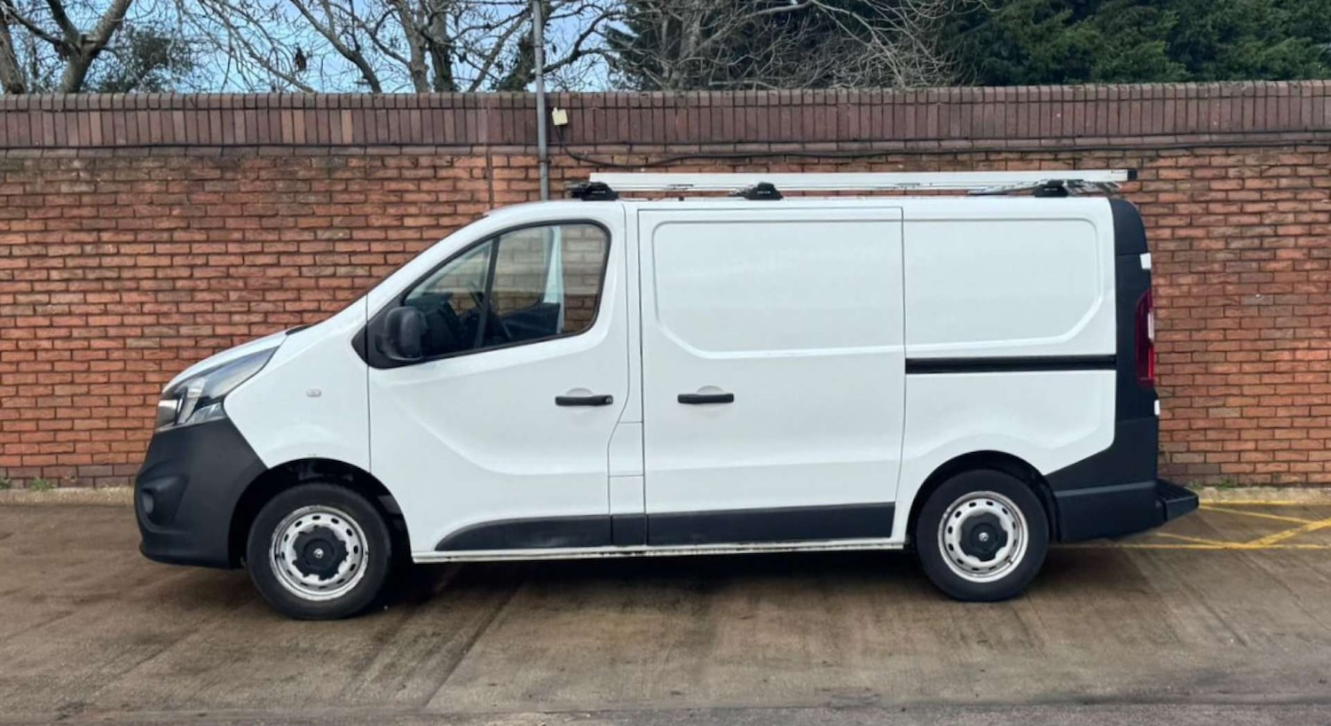 Used Vauxhall Vivaro 2018 for sale - 77025183: Photo 3