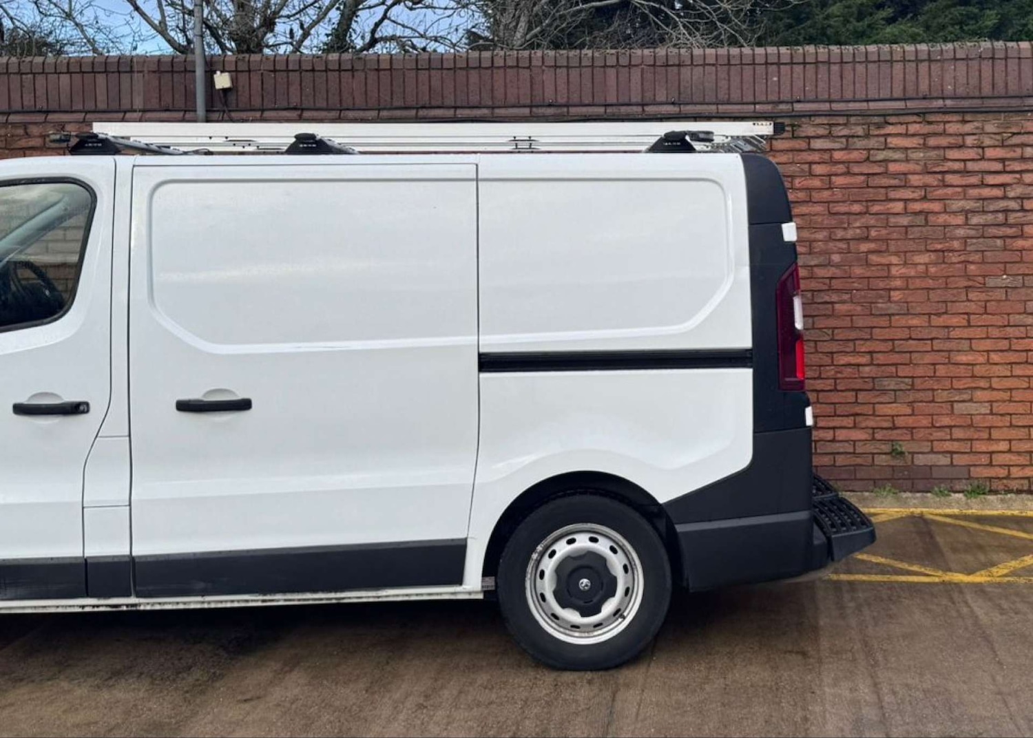 Used Vauxhall Vivaro 2018 for sale - 77025183: Photo 8