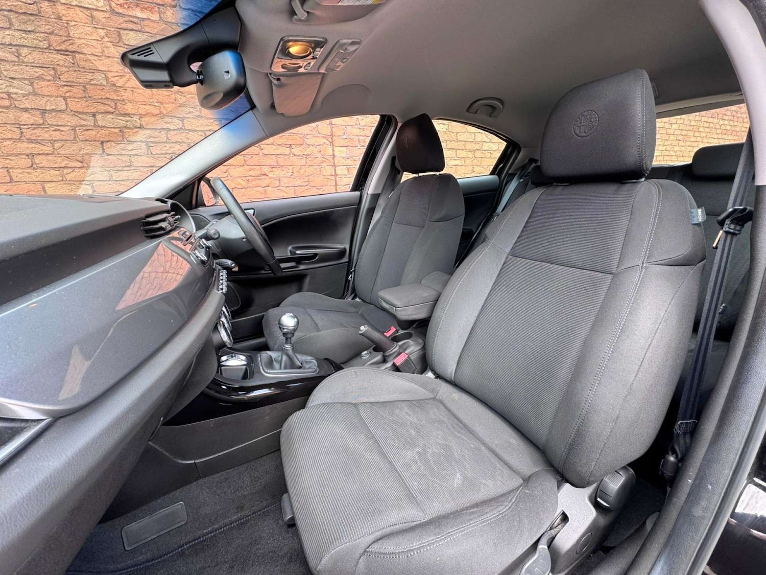 Used Alfa Romeo Giulietta 2011 for sale - 76855236: Photo 13